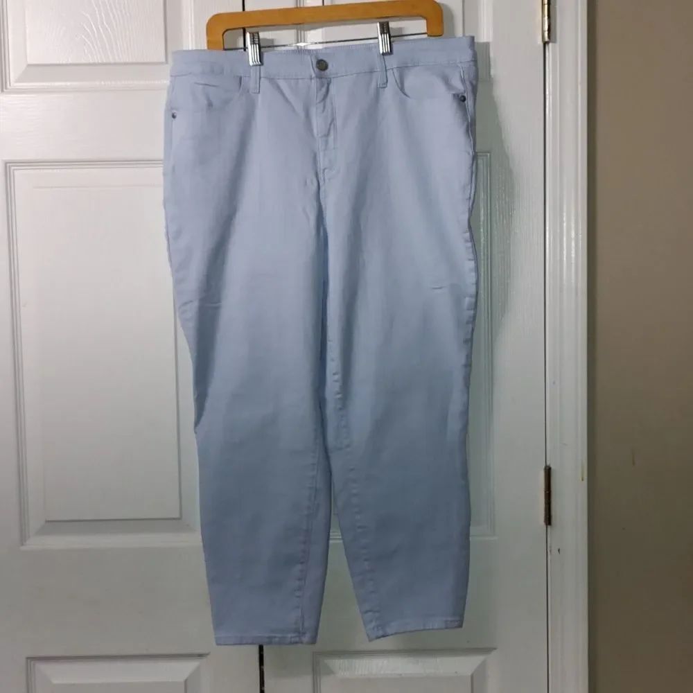 Talbots flawless  high waist Jegging Crop Jeans  Baby Blue Sz 16 EUC worn once